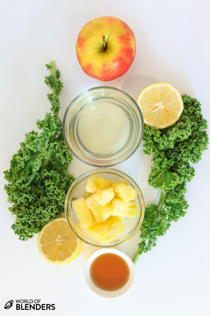 ingredients of apple kale smoothie