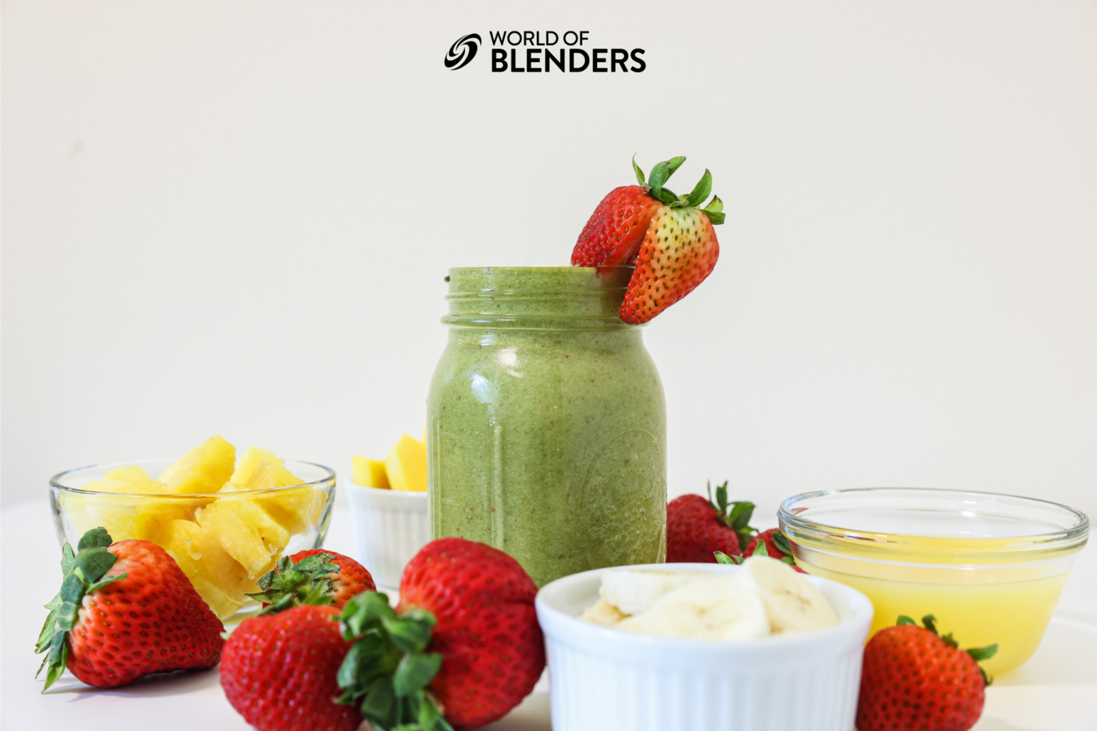 Tropical Green Smoothie (only 150 calories!) World of Blenders